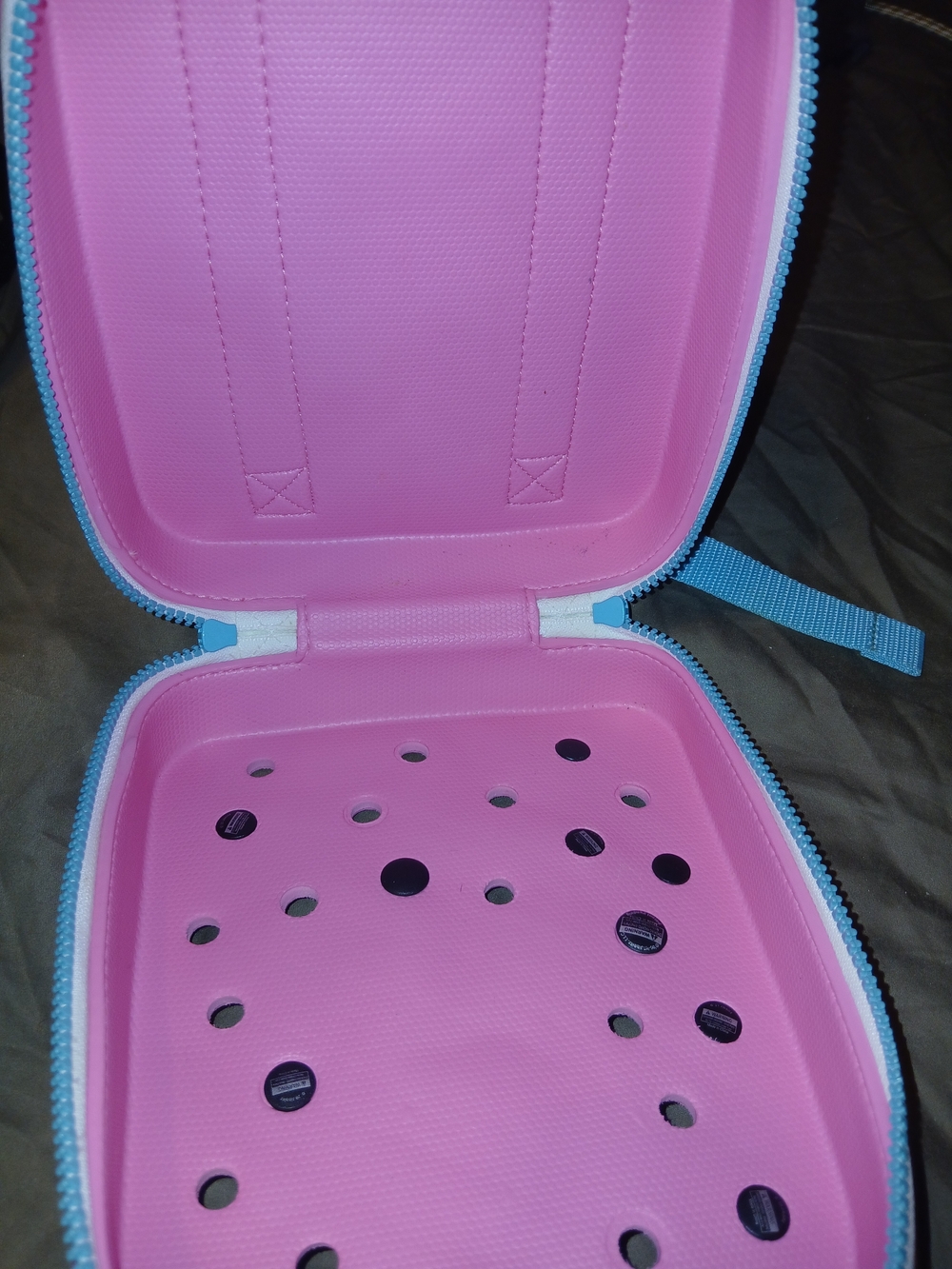 Crocs Bag - Picture 7 of 9